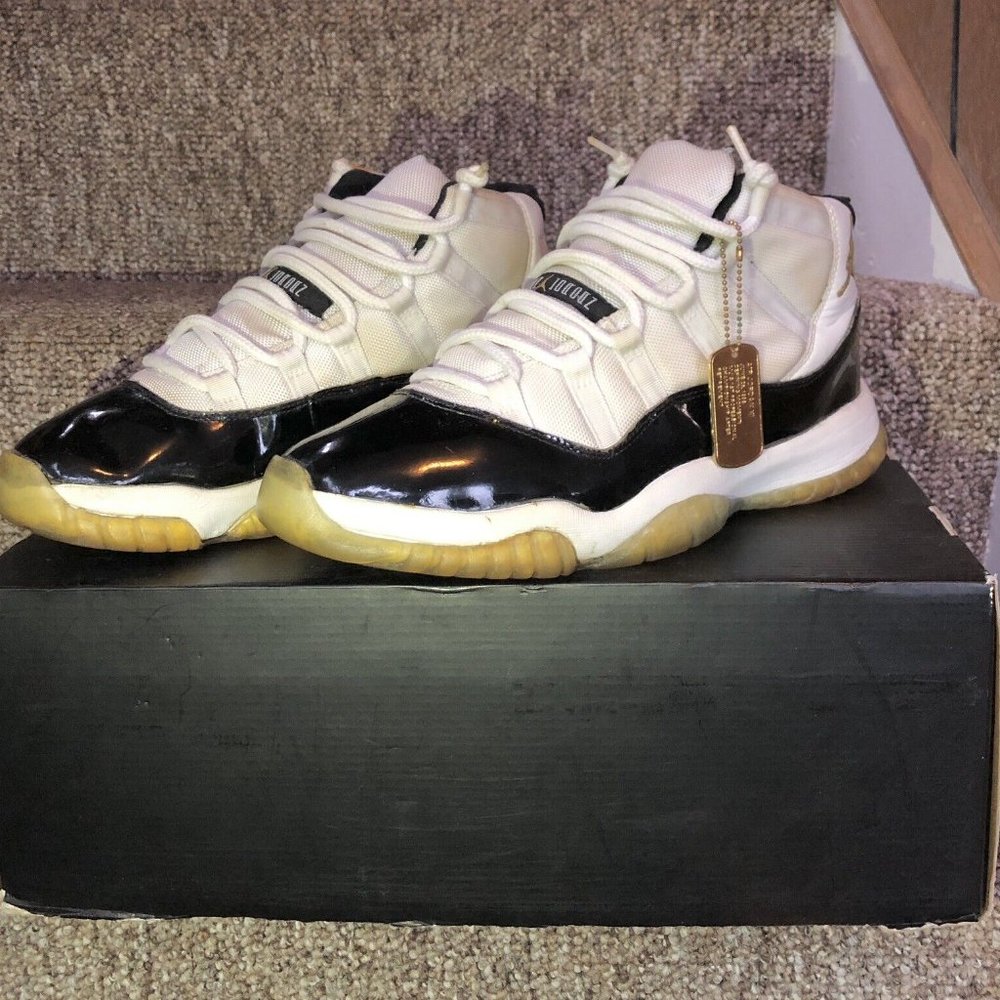 Authentic Nike Air Jordan 11 Concord DMP Gold 736046-171 Black White W Box